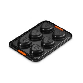 Le Creuset Toughened Non-Stick Heart Conversation Tray 6 Hole