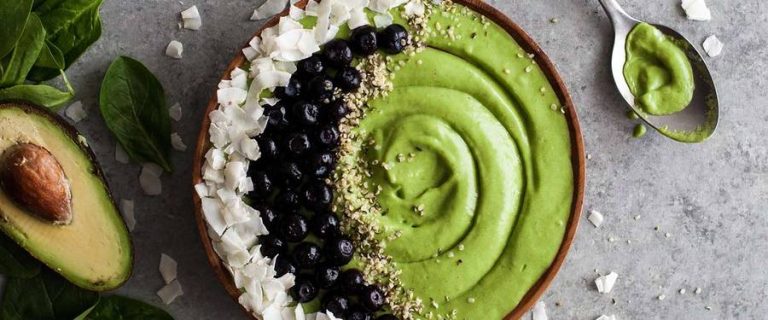 All_Green_Smoothie_Bowl_web_900x coconut bowl