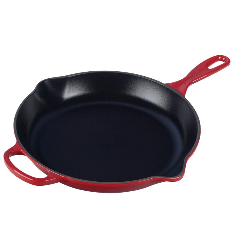 Le Creuset Signature Round Skillet 30cm Cerise