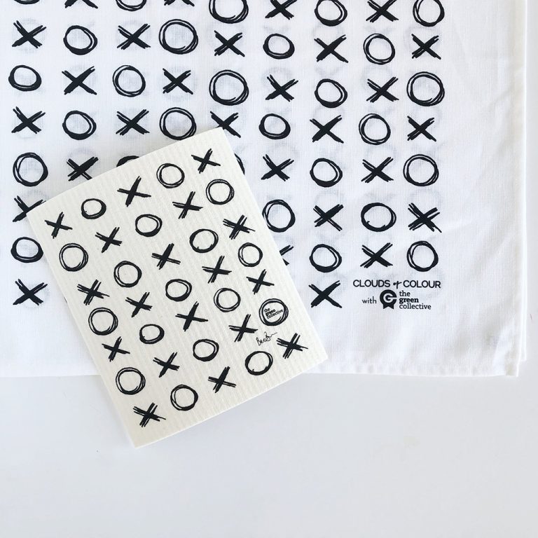 XOXO Dishcloth and Tea Towel Lifestyle DS