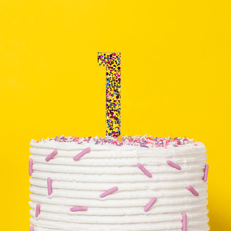 0421_CC_Number_1_Rainbow_Glitter_Acrylic_Cake-Toppers_lifestyle_yellow