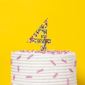 0421_CC_Number_4_Rainbow_Glitter_Acrylic_Cake-Toppers_lifestyle_yellow
