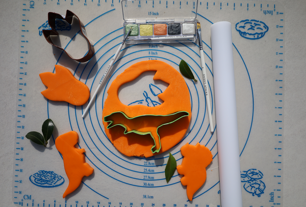 Dino’s With Foot (2)