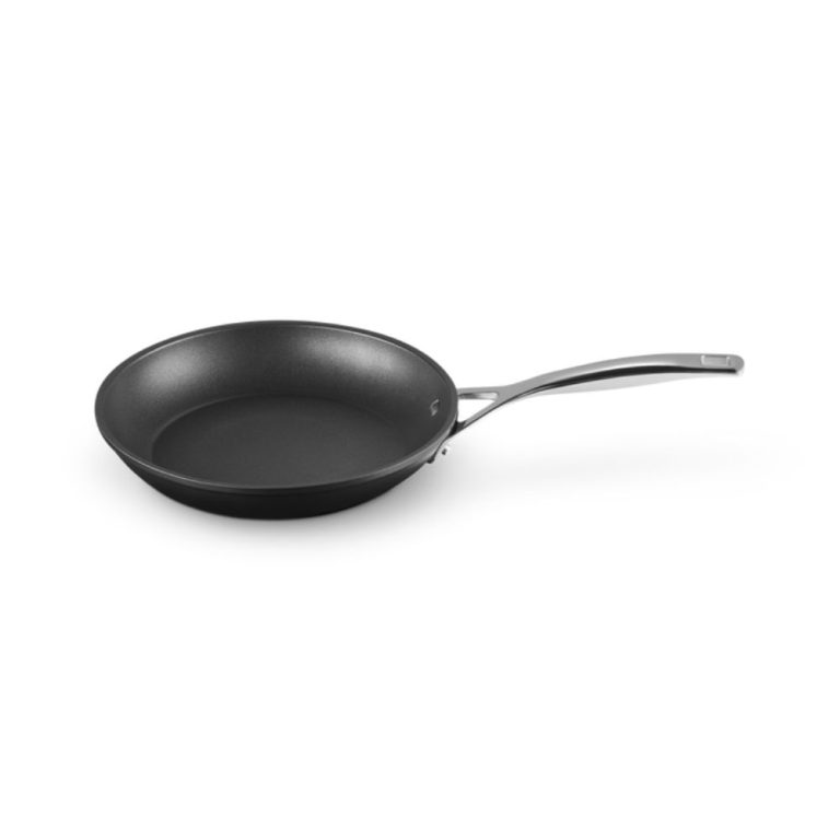 Le Creuset Toughened Non-Stick 24cm shallow frying pan