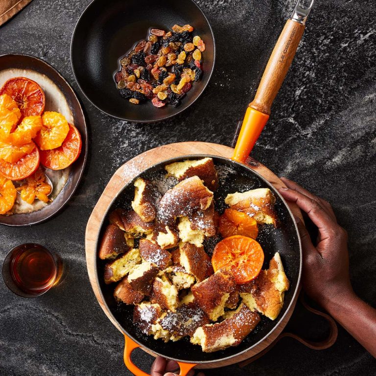 Unboxing and Cooking with the Blacklock Cast Iron Skillet 