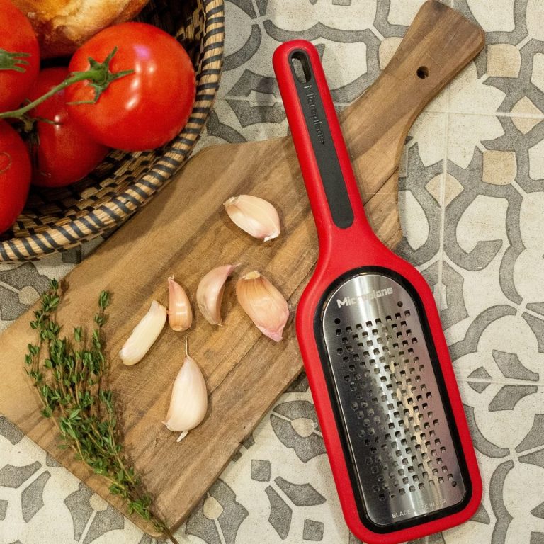 15220 – Select Coarse Grater Red – LS3