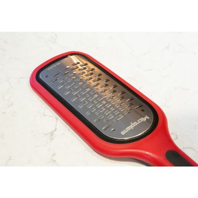 Microplane Select Series Fine Blade Cheese Grater (Red)