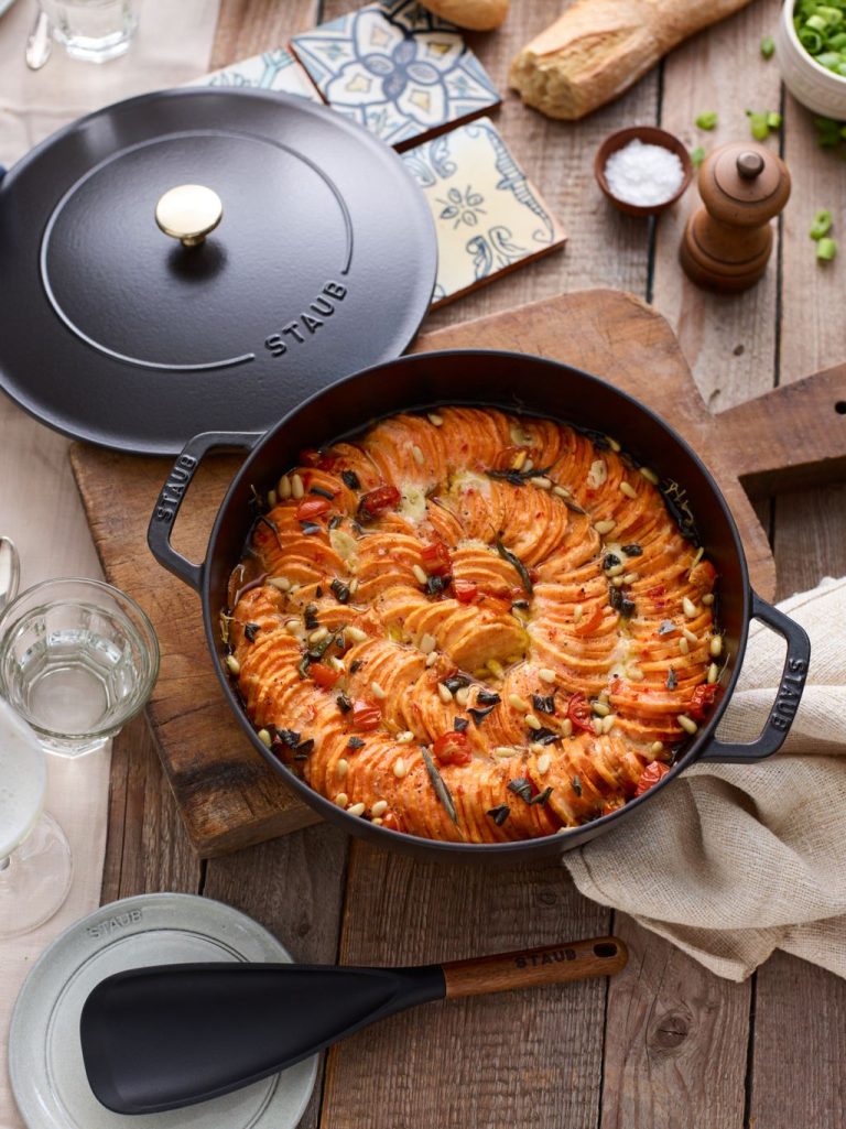 Staub on sale fry pan