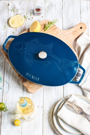 65356 – Staub La Mer ‘Fish’ Oval Dish 32cm – LS (10)