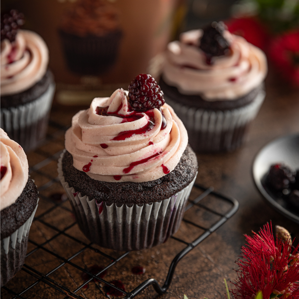 Secret-Kiwi-Kitchen-chocolate-cake-mix (5)