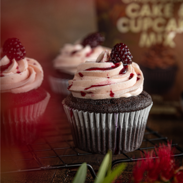 Secret-Kiwi-Kitchen-chocolate-cake-mix (6)