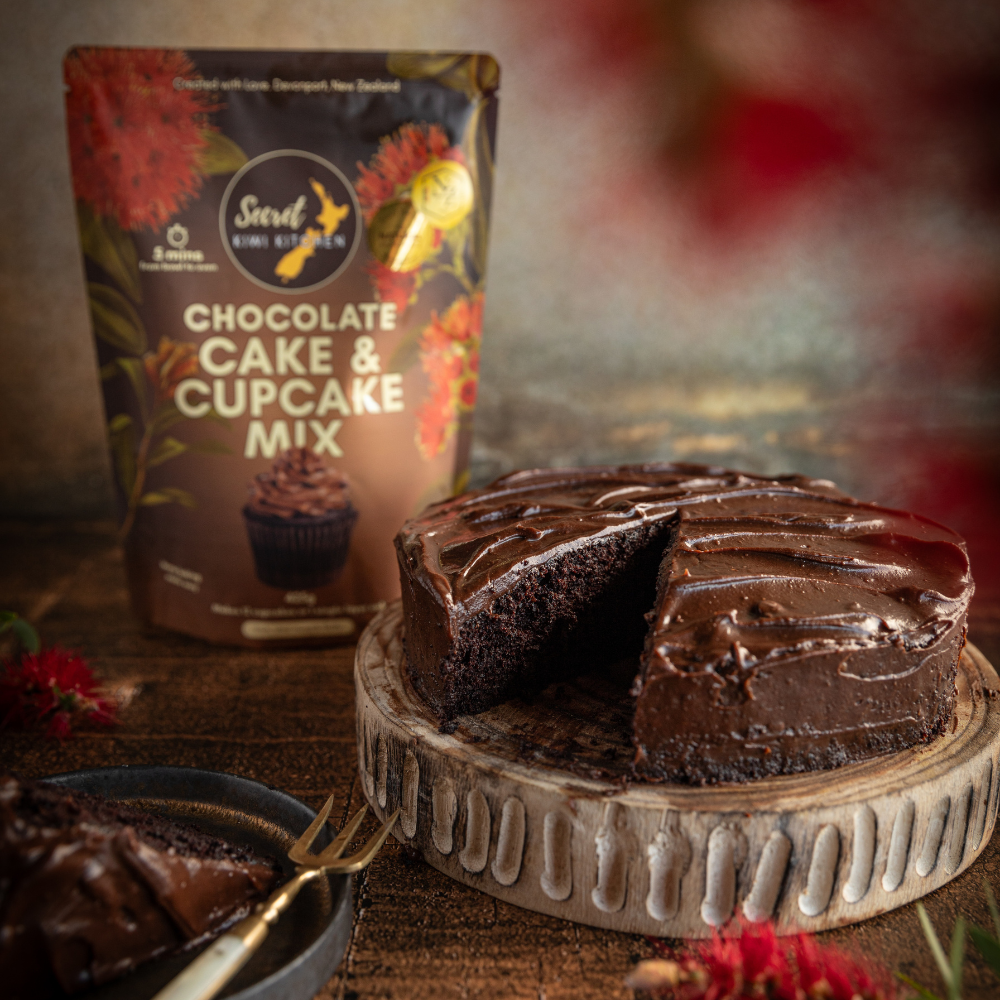 Secret-Kiwi-Kitchen-chocolate-cake-mix (8)