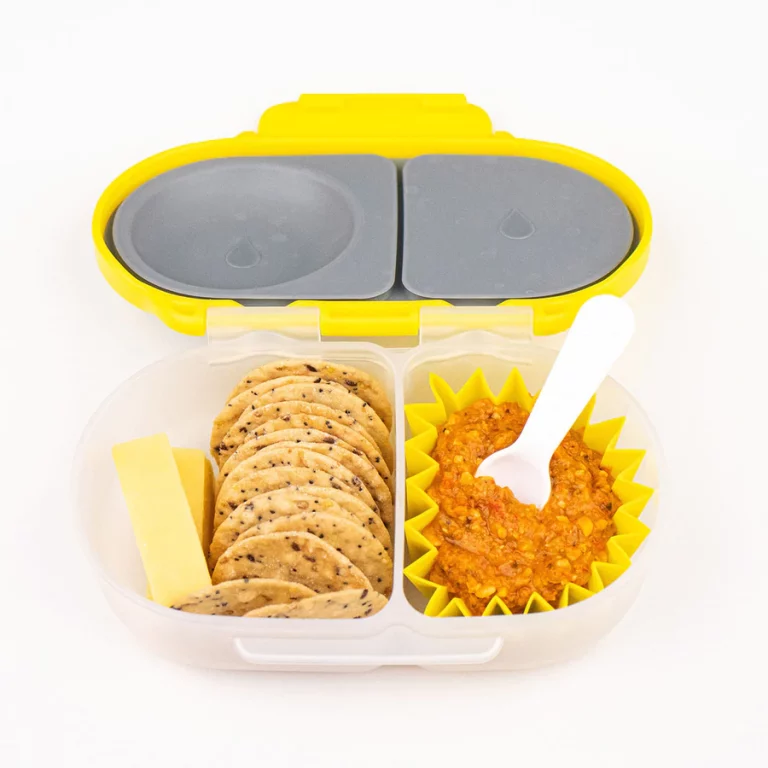 lunch-punch_fork-and-spoon-set_yellow_6_c1c888b4-1dc7-4860-825f-e144869ee8fc_900x
