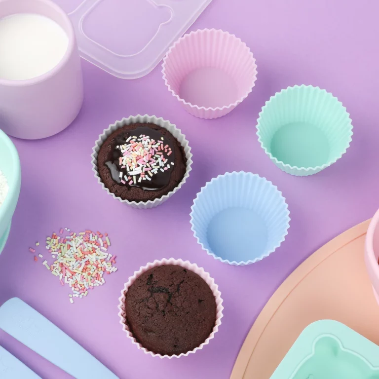 https://www.chefscomplements.co.nz/wp-content/uploads/2022/06/reusable-silicone-muffin-cups-styled_1000x-768x768.webp