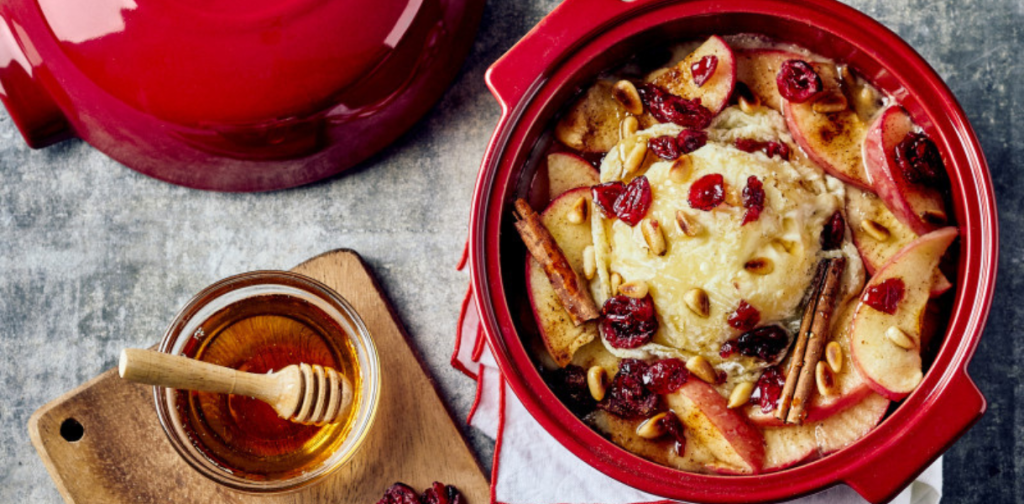 Apple and Cranberry Baked Cheese