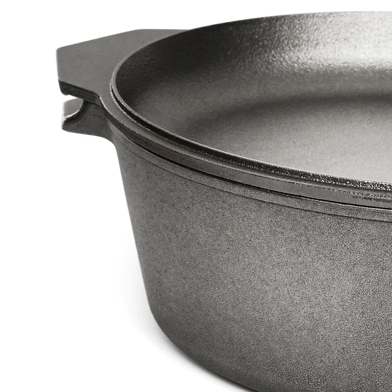 Bull Cast Iron Sauce Pot with Basting Brush - Stainless handle Silicon //