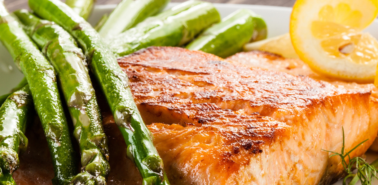 https://www.chefscomplements.co.nz/wp-content/uploads/2022/08/Salmon-and-asparagus.png