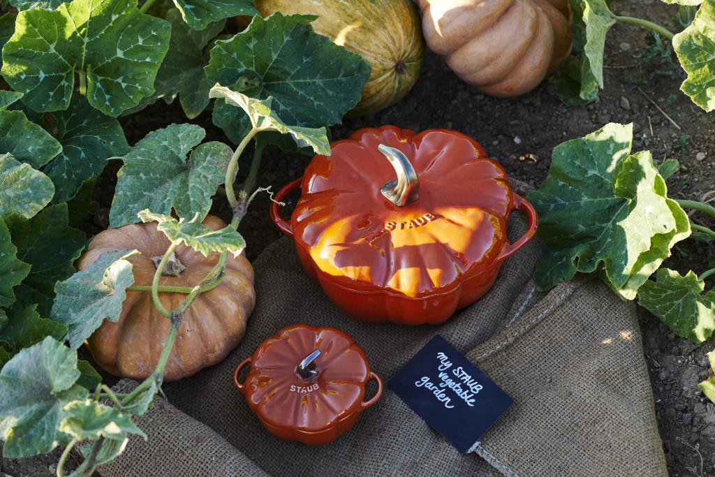 651501 651503 – Pumpkin Cocotte 24cm 19cm – LS (2)