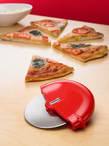 13761 – Zyliss Pizza Wheel – LS (2)