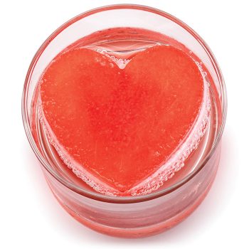 Shape-Heart-Ice-in-Glass-202202-Amazon (2)