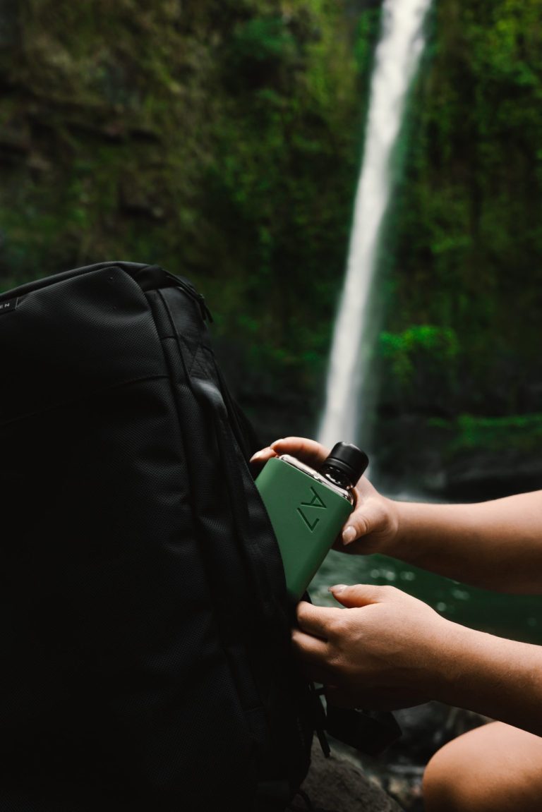 2022.08 – @michaelaltaylor – bag pocket – Campaign – Outdoors – In-Situ – Holding – A7 – Silicone-4-Lighter- 2048px_