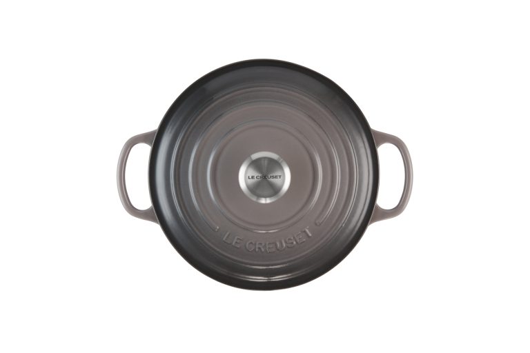 21177204442430_CI_Signature_Round_Casserole_20cm_Flint_004