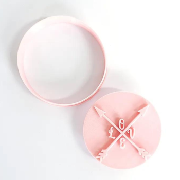 Love Arrow Cutter & Embosser