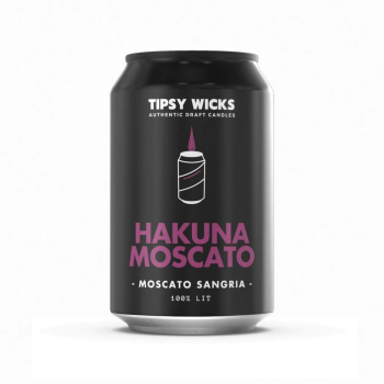 Tipsy Wicks Candle Hakuna Moscato Sangria