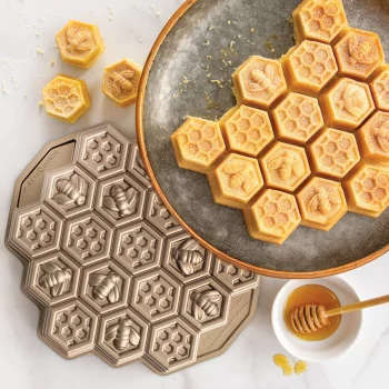 85477_Honeycomb_Pull_Apart_Cake