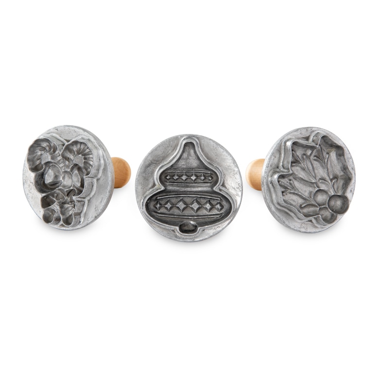 01233_holiday_cookie_cutters_780x780__93004.1617722764.1280.1280