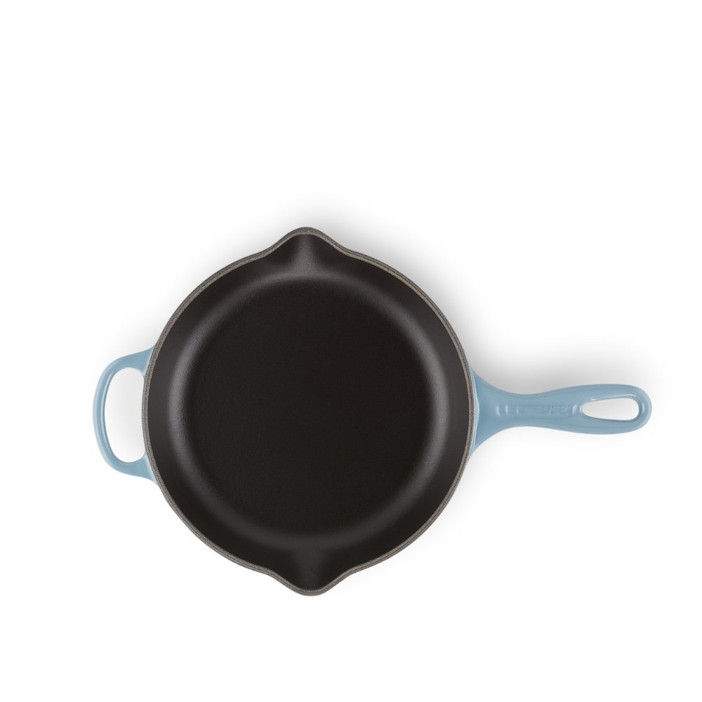 Le Creuset Signature Cast Iron Skillet 23cm Chambray 1000px (3)