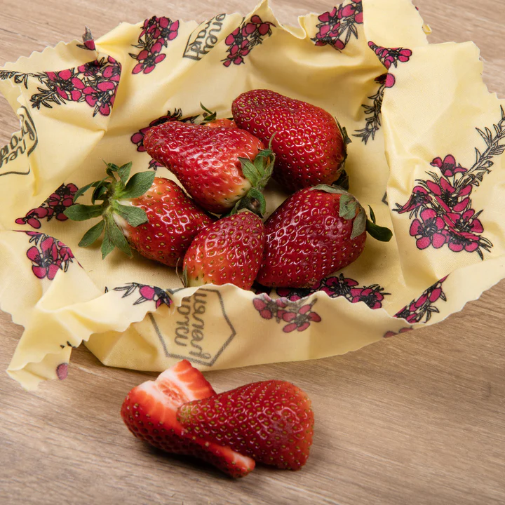 Pink Manuka Honeywrap Medium Strawberries