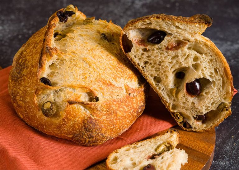 Olive_sourdough_bread