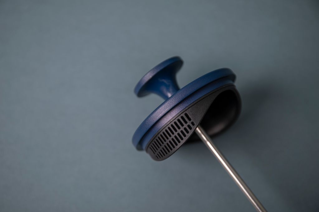 83235 – La Cafetiere – Pisa Cafetiere 3 Cup 350ml – Navy – LS – 03