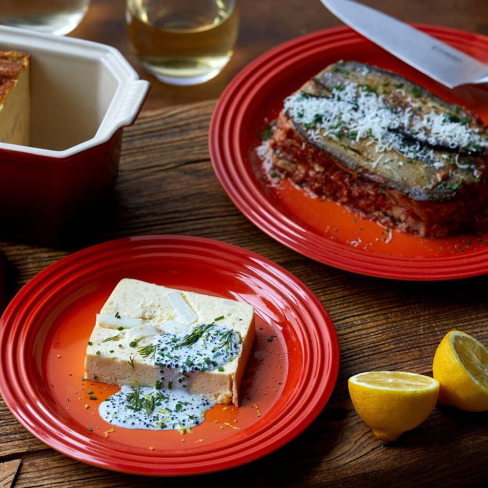 le-creuset-side-plate-22cm-shell-pink (1)