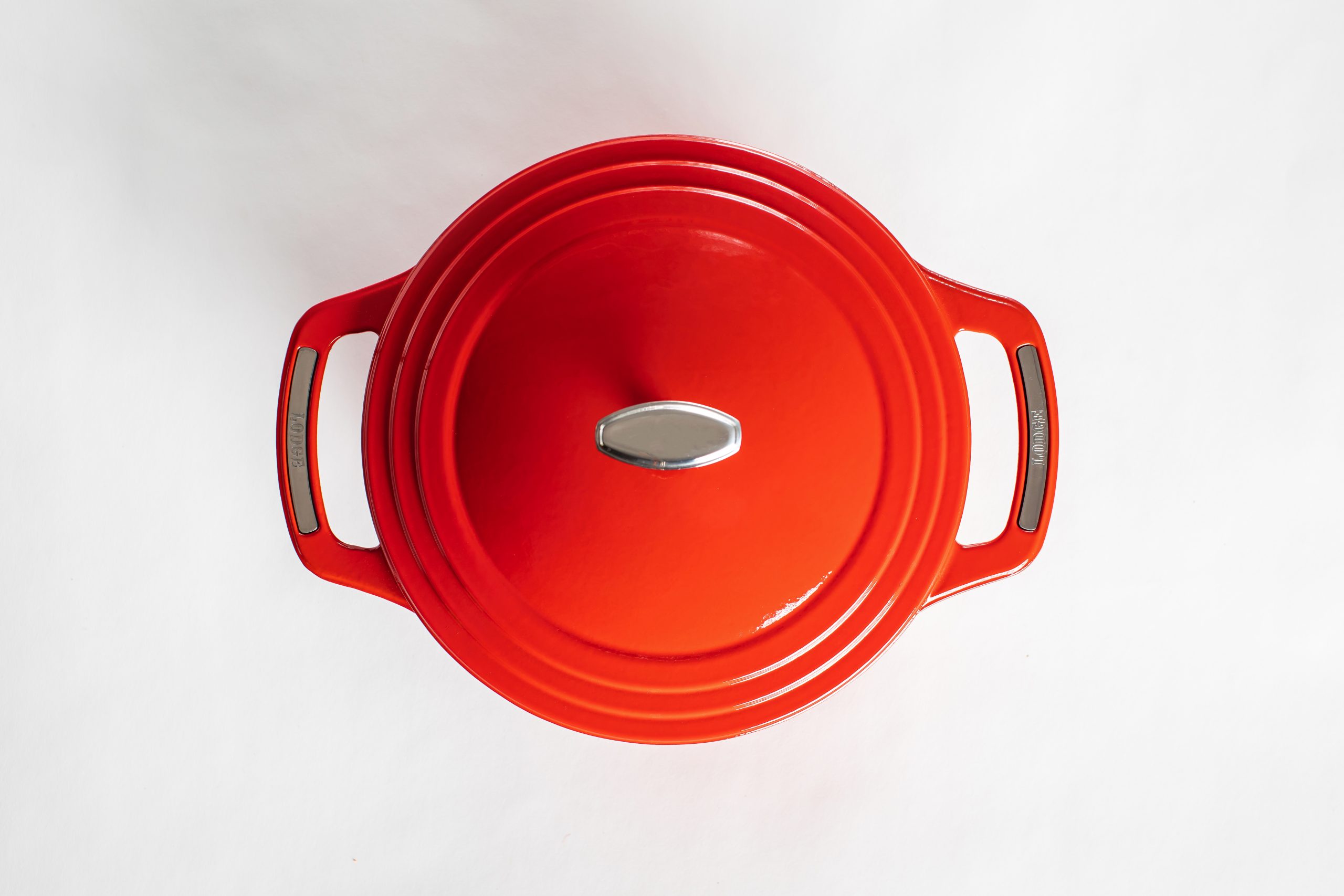 USAE_Red4.5qt_TopDown0934