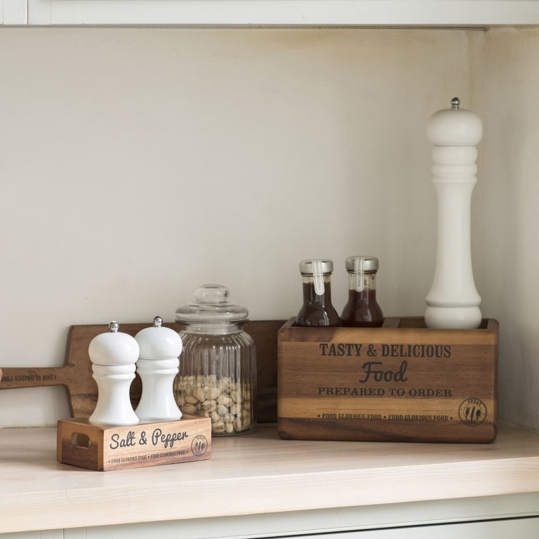 Trays & Accessories | Heading Image | Product Category