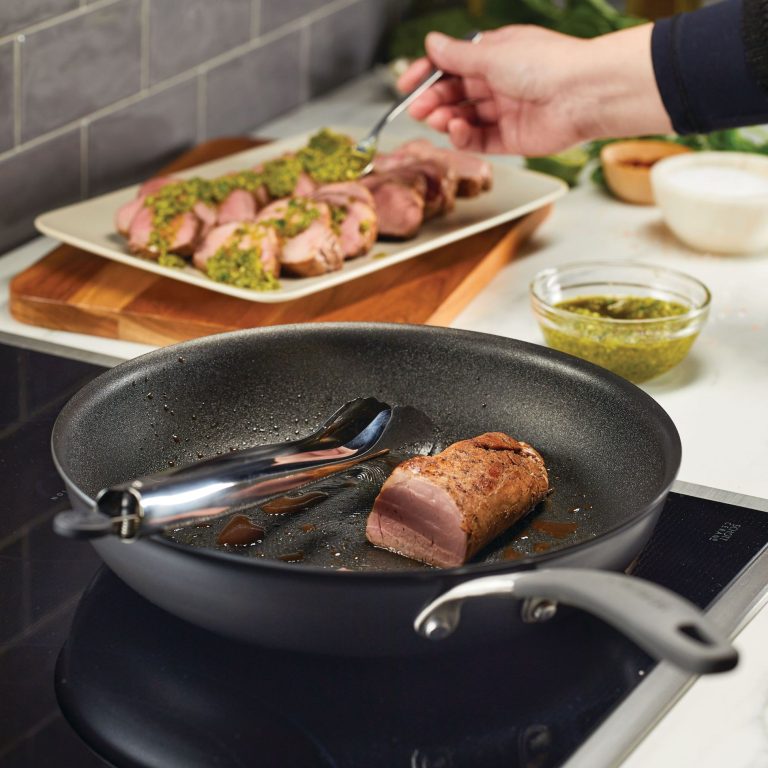 Circulon ScratchDefense A1 Non-Stick Skillet 30.4cm LS