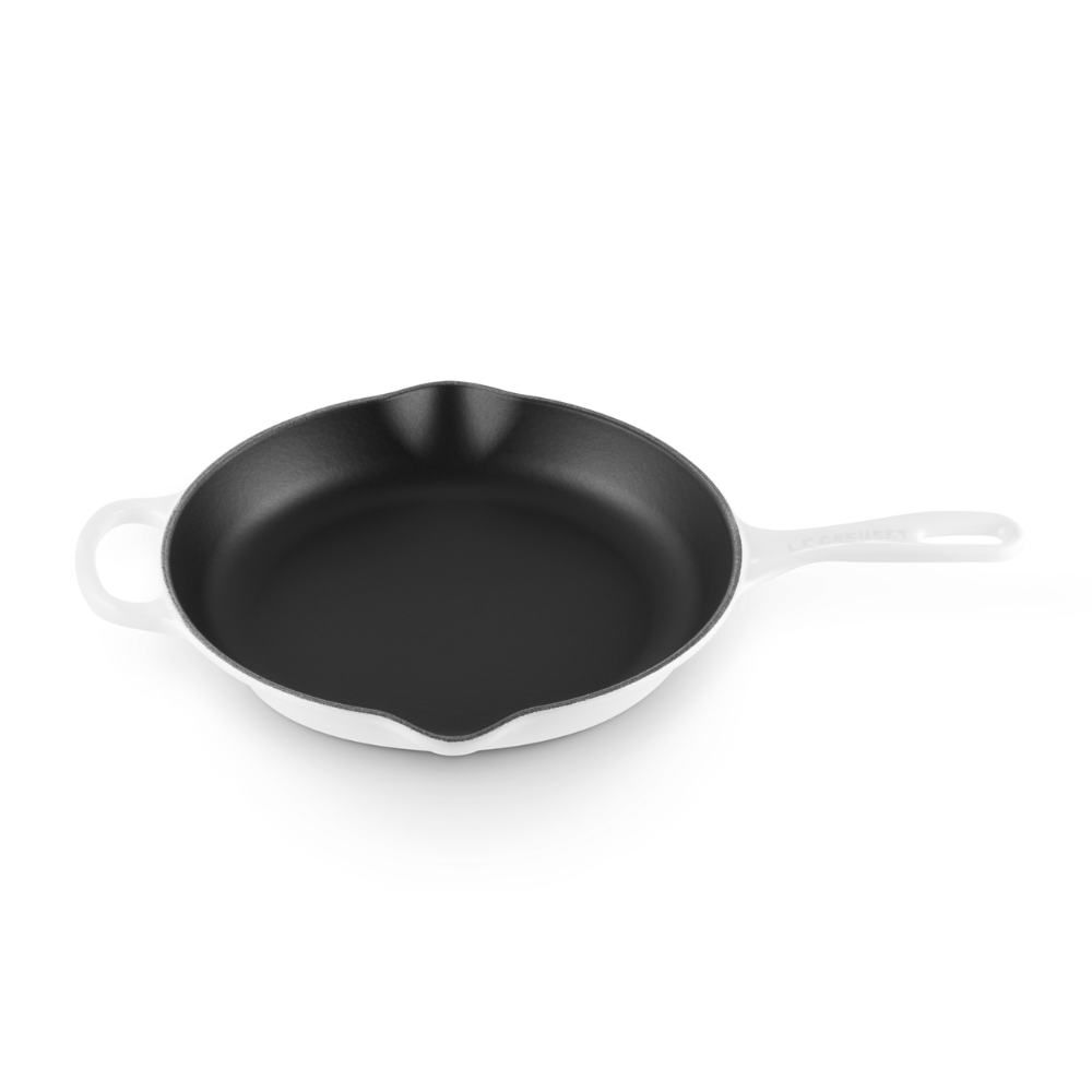Le Creuset Signature Cast Iron Skillet 26cm White (1)