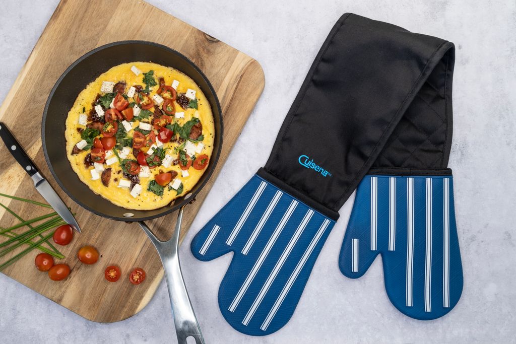 94263 – Cuisena – Silicone Double Oven Glove Stripe Blue – LS – 03