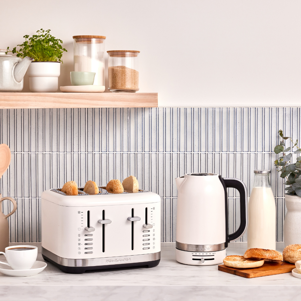 KitchenAid 4-Slice Toaster & Kettle Porcelain