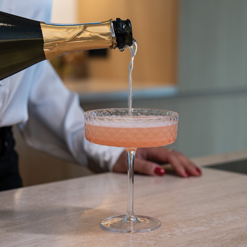 Zafferano Veneziano Mixology Champagne Saucer 250ml Lifestyle (4)