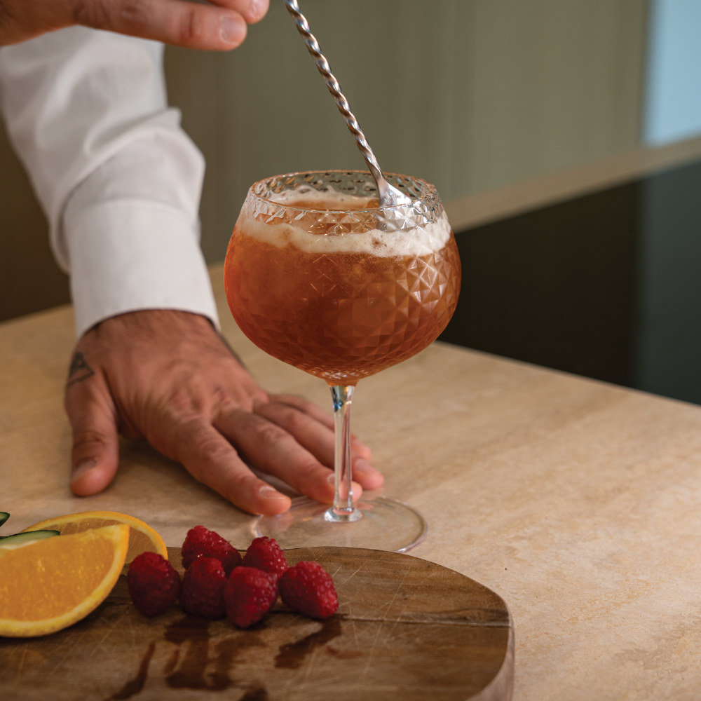 Zafferano Veneziano Mixology Goblet Balloon 520ml Lifestyle (6)