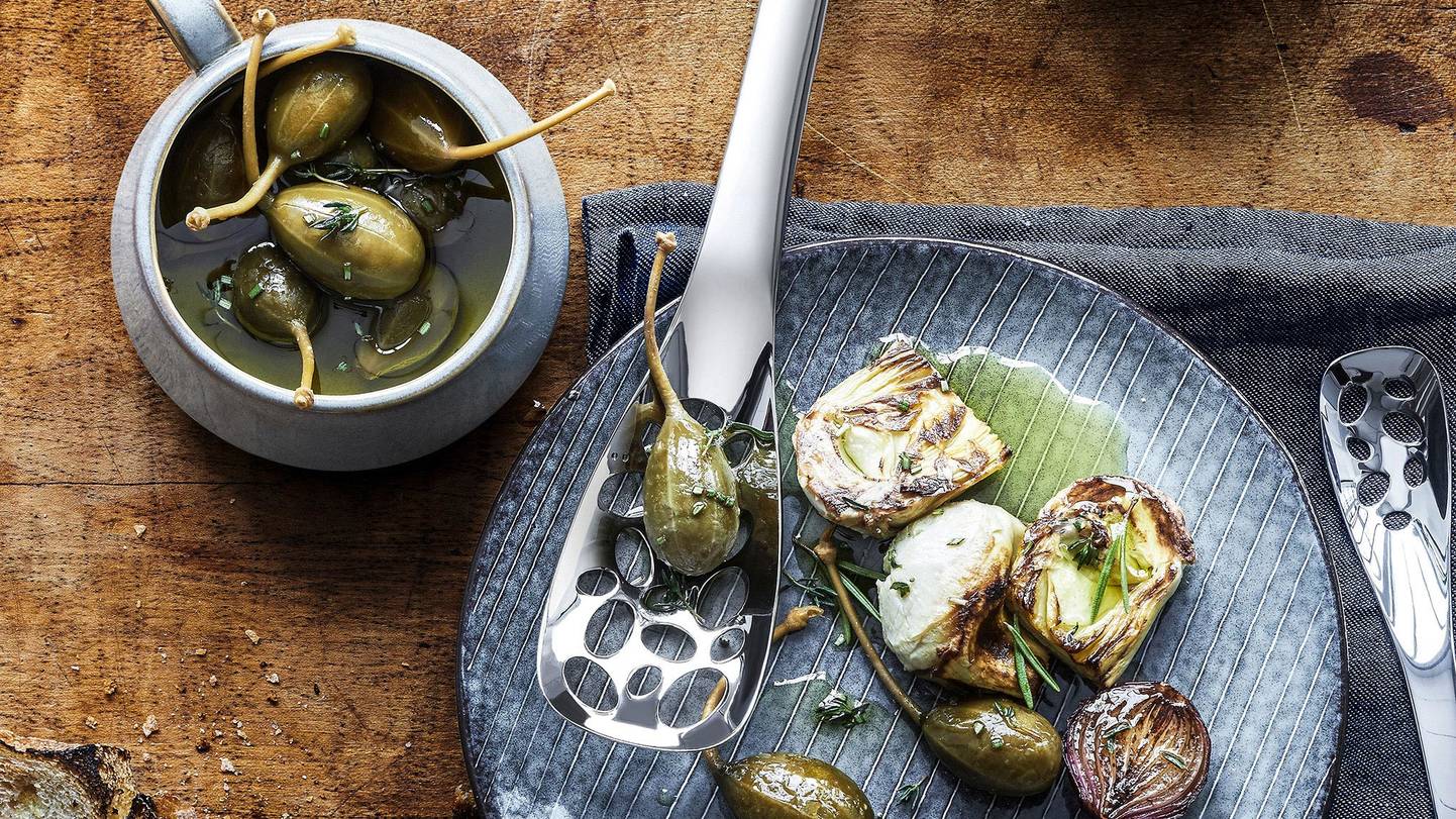 Nuova Serving Spoon Perforated Large LS2