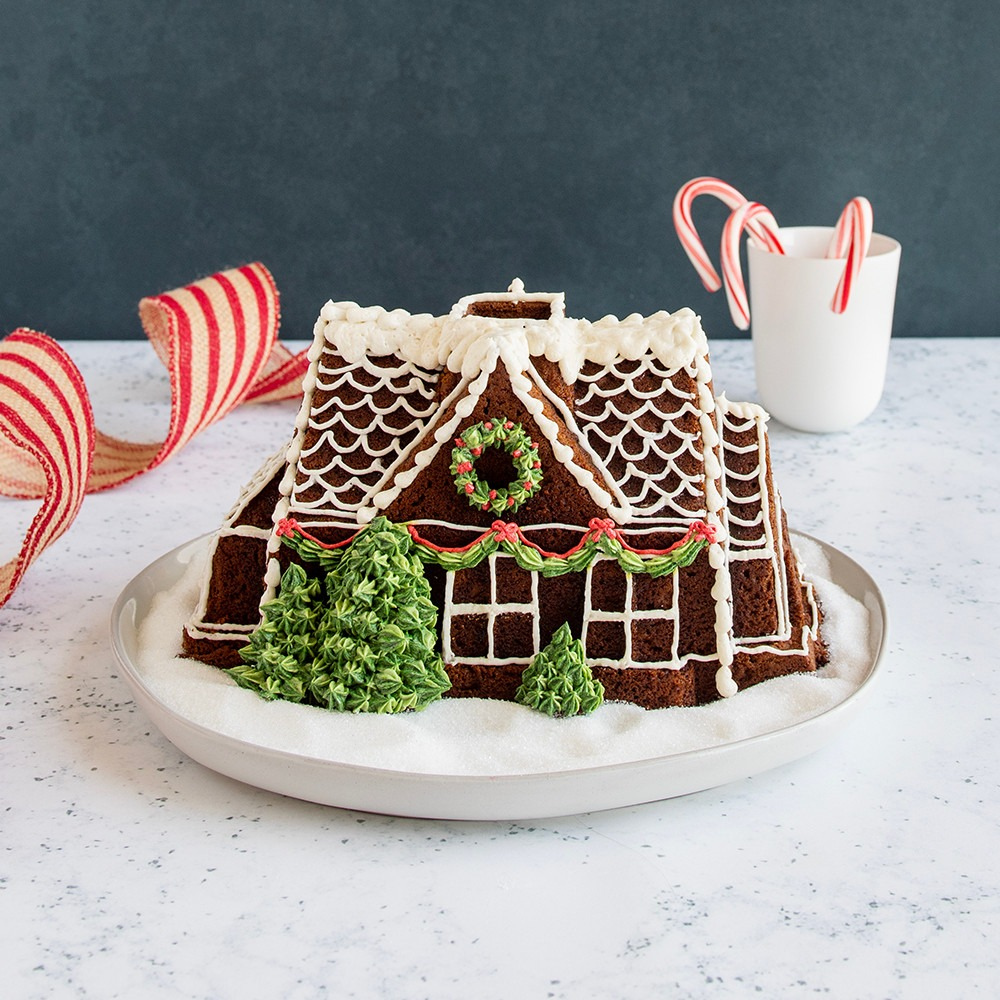 nordic-ware-gingerbread-house-silver-6