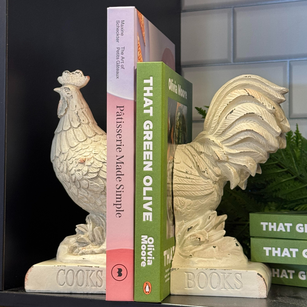 L&M-Book-ends-french-white-1