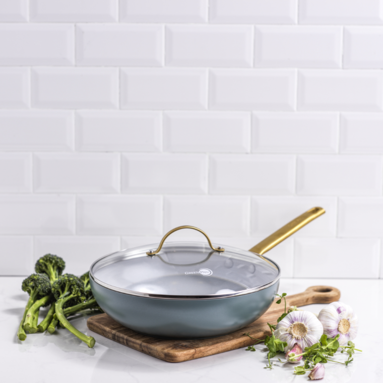 greenpan-smokey-wok-4