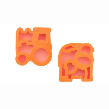 lunch-punch-sandwich-cutters-farm-2