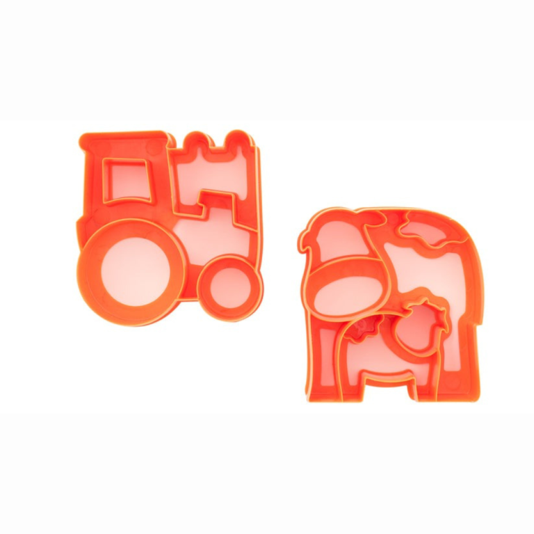lunch-punch-sandwich-cutters-farm-3