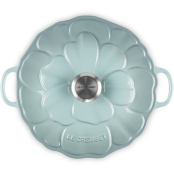 Cast Iron Petal Shallow Casserole Sea Salt
